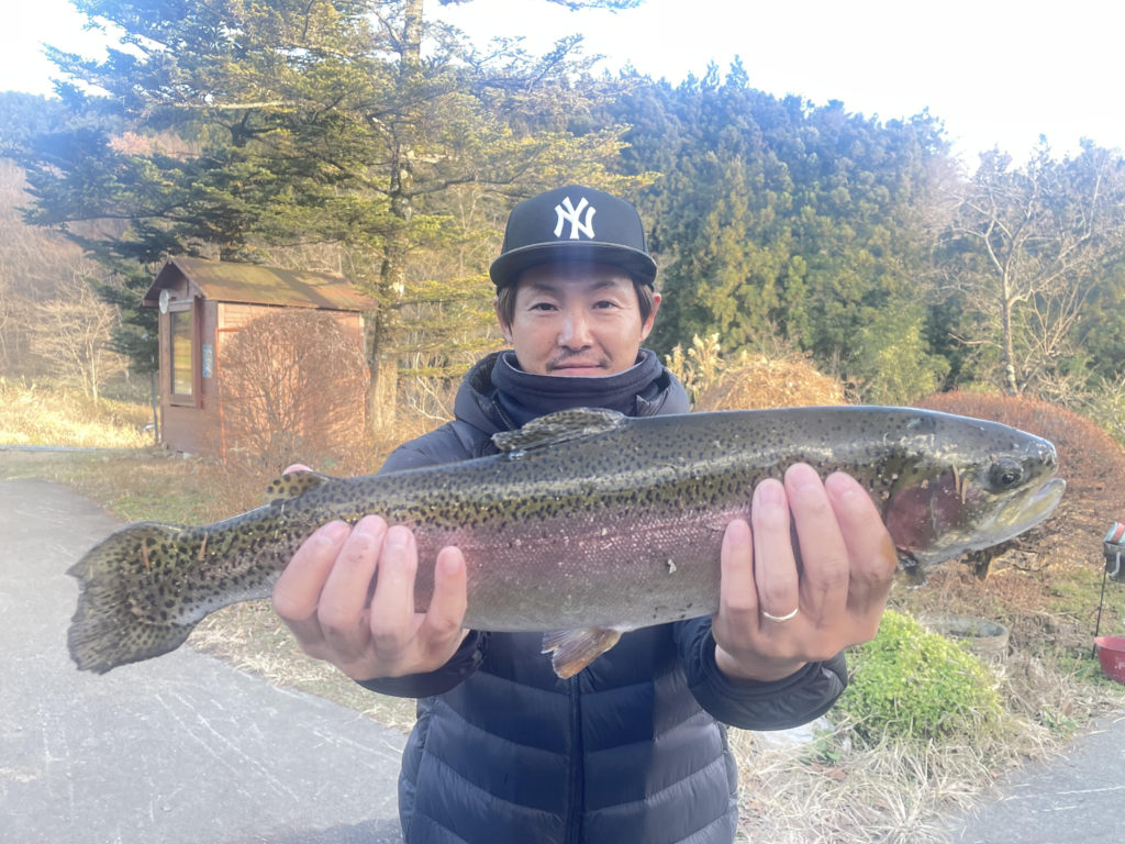 【頂鱒５３ｃｍ】全体