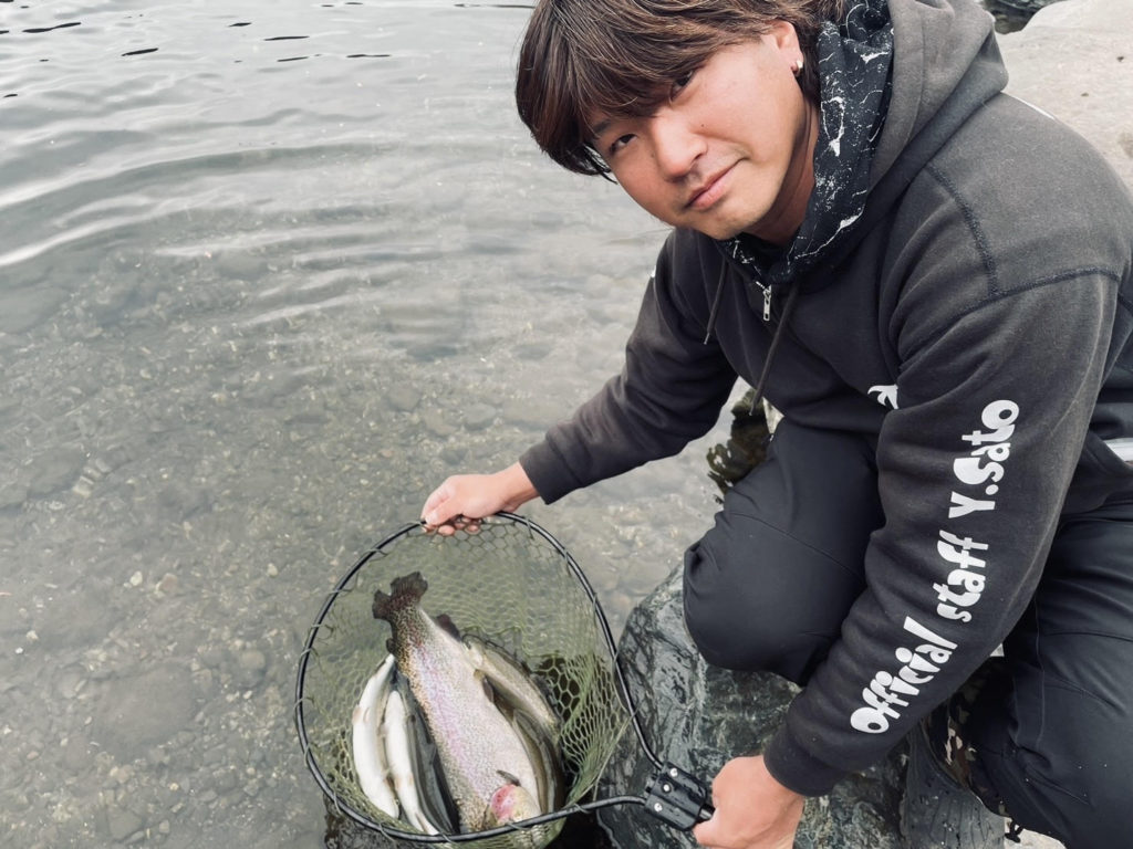 【頂鱒５６ｃｍ】全体