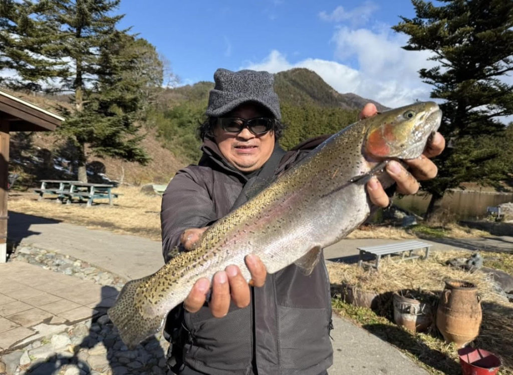 【頂鱒５８ｃｍ】全体