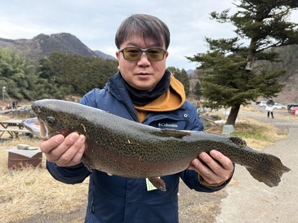 【頂鱒６５ｃｍ】全体