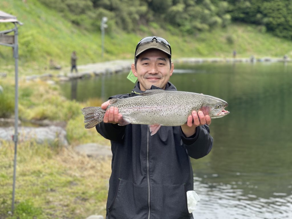 【頂鱒５６ｃｍ】全体