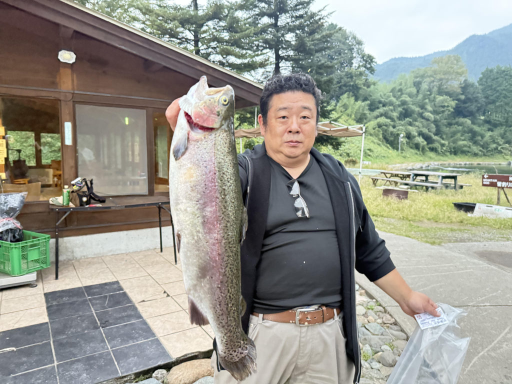 【頂鱒52cm】全体