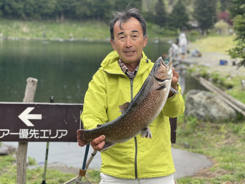 【大岩魚６１ｃｍ】全体