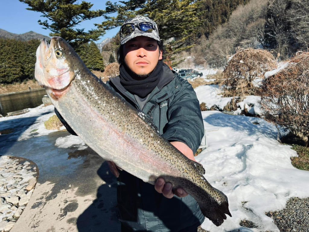 【頂鱒５５ｃｍ】全体