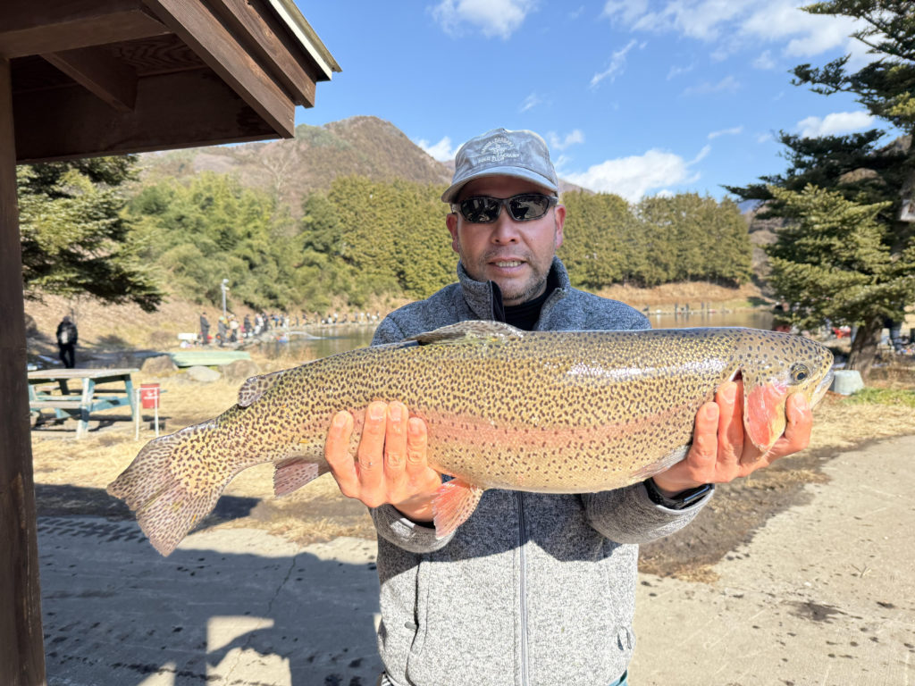 【頂鱒７３ｃｍ】全体