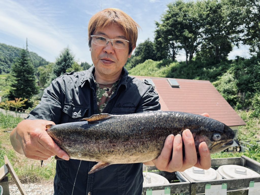 【頂鱒５５ｃｍ】全体