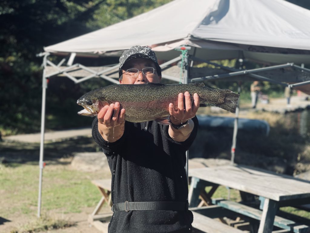 【頂鱒５９ｃｍ】全体