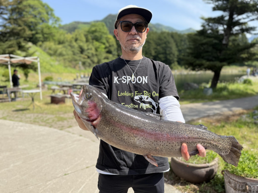 【頂鱒６５ｃｍ】全体