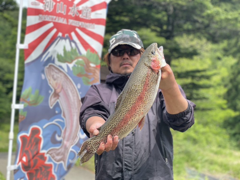 【頂鱒５９ｃｍ】全体