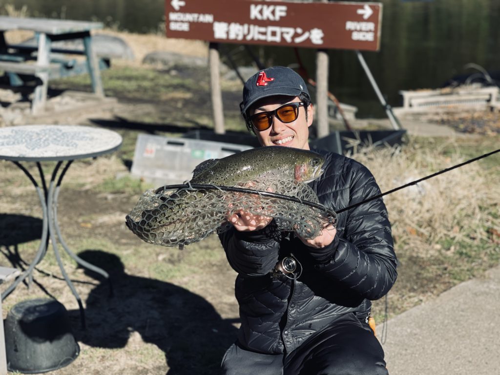 【頂鱒５４ｃｍ】全体