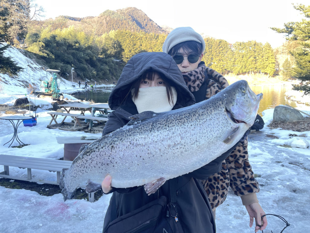 【頂鱒５５ｃｍ】全体