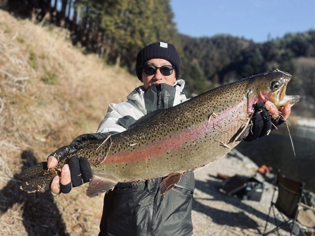 【頂鱒６３ｃｍ】全体