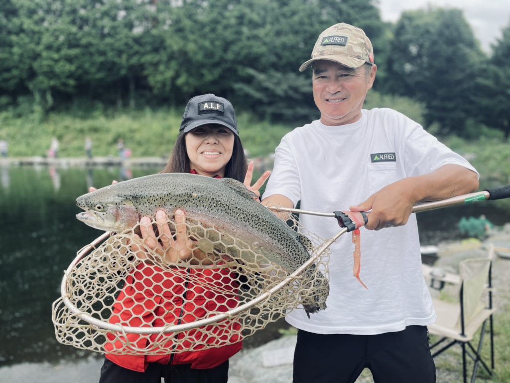 【頂鱒５５ｃｍ】全体