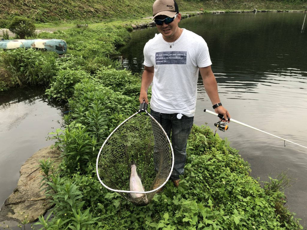 【頂鱒５４ｃｍ】全体