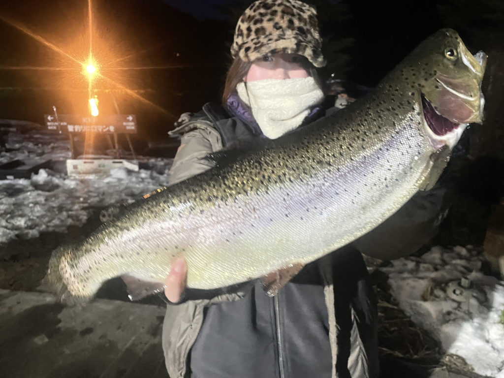 【頂鱒５１ｃｍ】全体