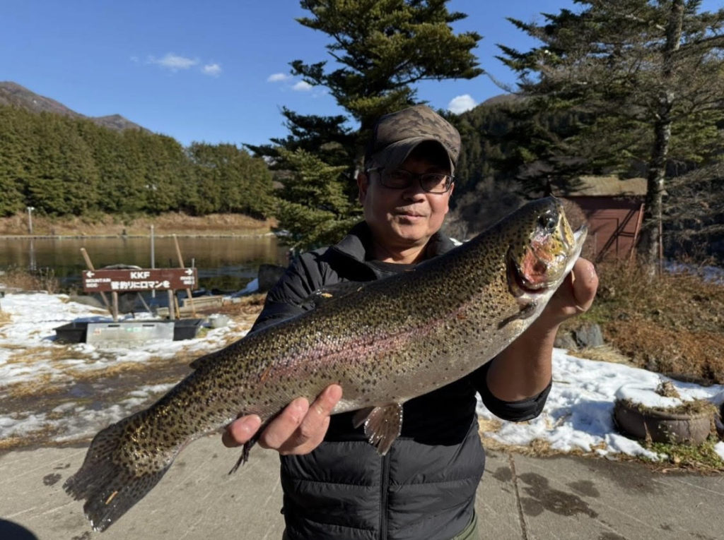 【頂鱒５９ｃｍ】全体