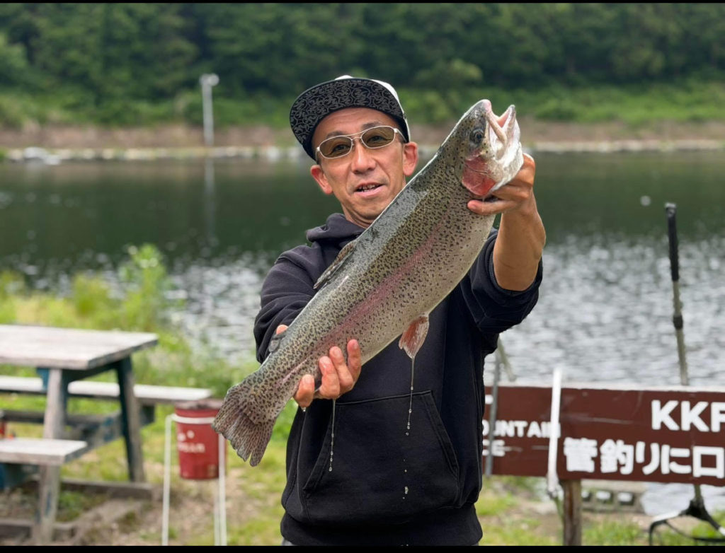 【頂鱒６２ｃｍ】全体