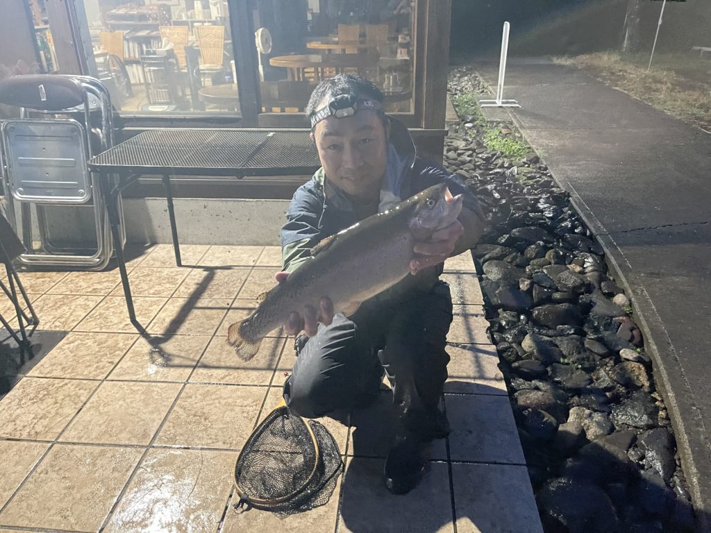 【頂鱒５０ｃｍ】全体