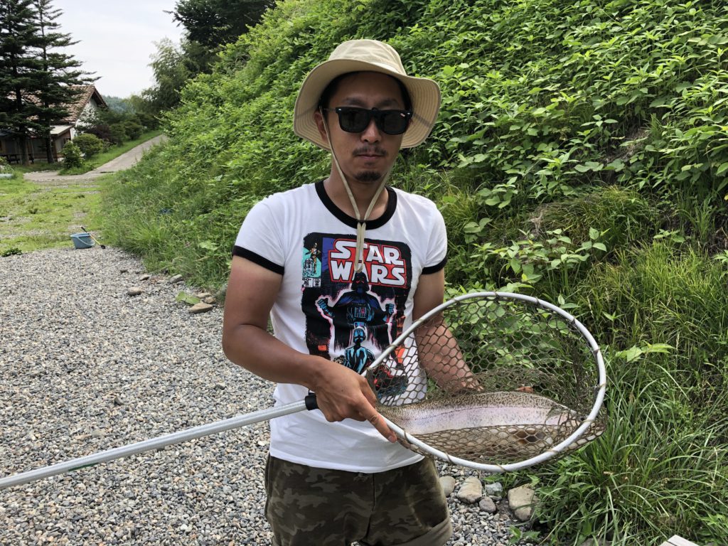 【ロックトラウト５４ｃｍ】全体