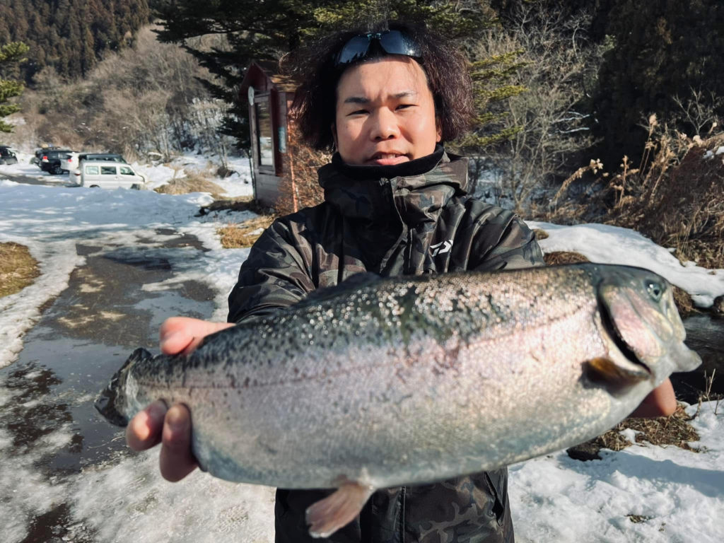 【頂鱒５０ｃｍ】全体