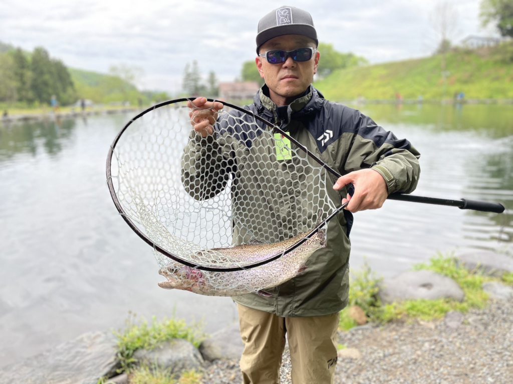 【頂鱒５９ｃｍ】全体