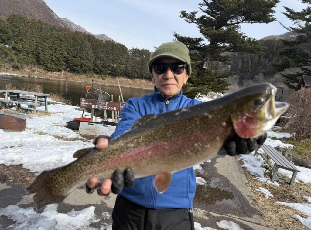 【頂鱒５８ｃｍ】全体