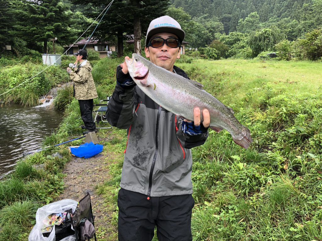 【頂鱒５２ｃｍ】全体