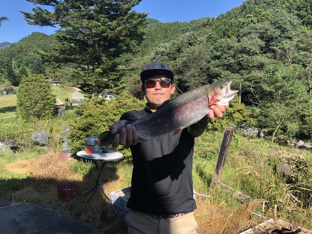【頂鱒５２ｃｍ】全体