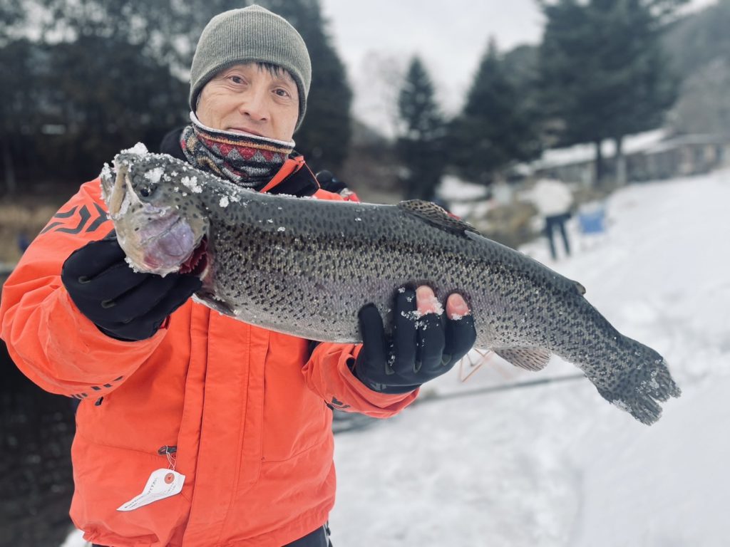 【頂鱒５５ｃｍ】全体