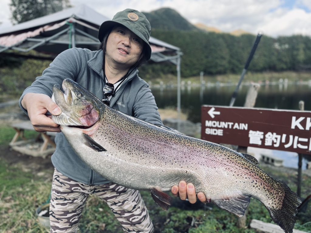 【頂鱒７８ｃｍ】全体