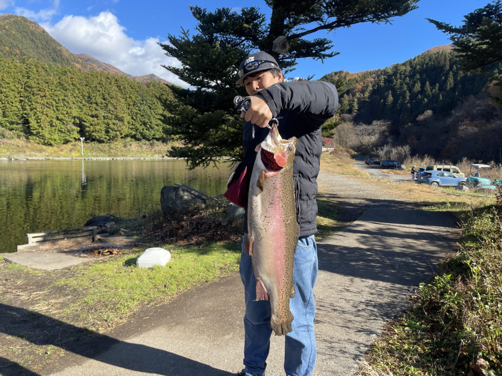 【頂鱒８０ｃｍ】全体