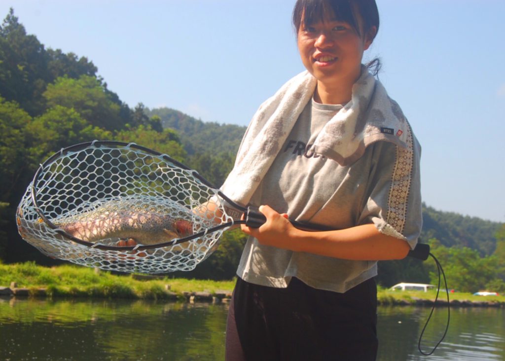 【頂鱒５３ｃｍ】全体