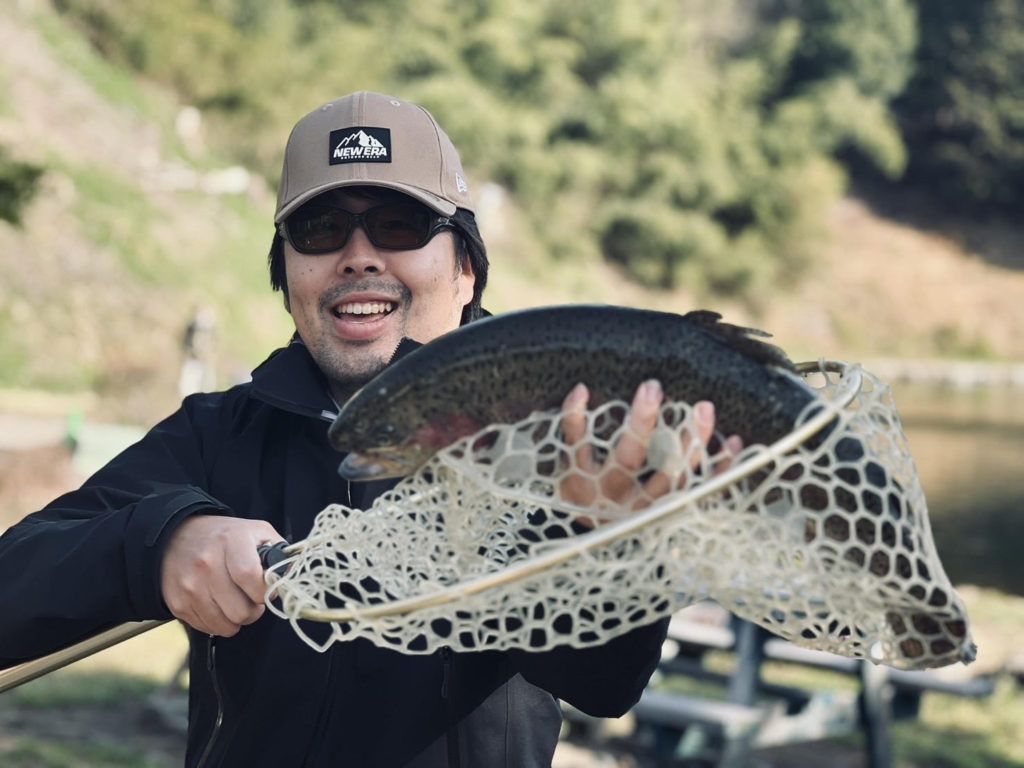 【頂鱒５３ｃｍ】全体