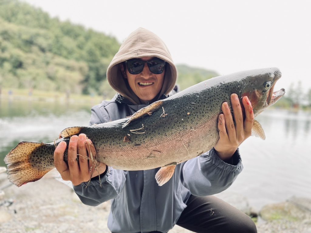 【頂鱒６５ｃｍ】全体