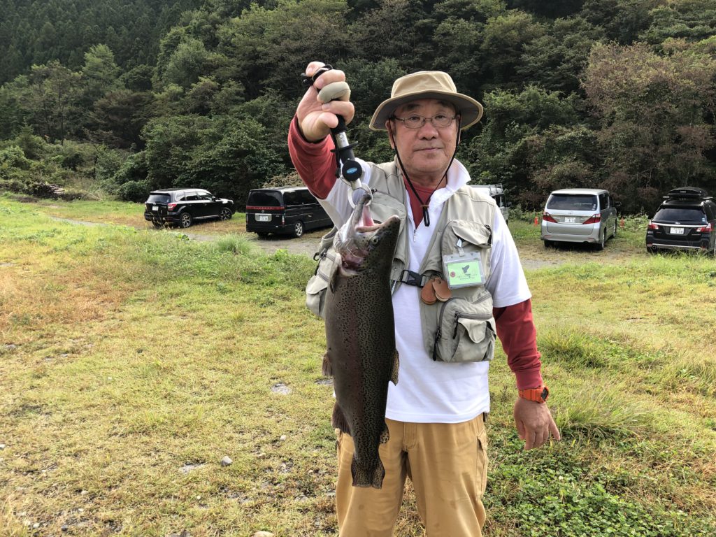 【頂鱒５８ｃｍ】全体