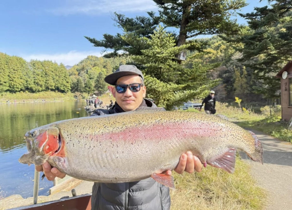 【頂鱒77cm】全体