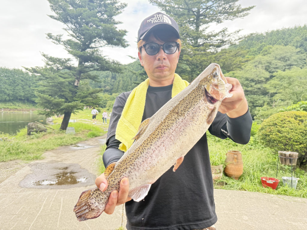 【頂鱒５１ｃｍ】全体