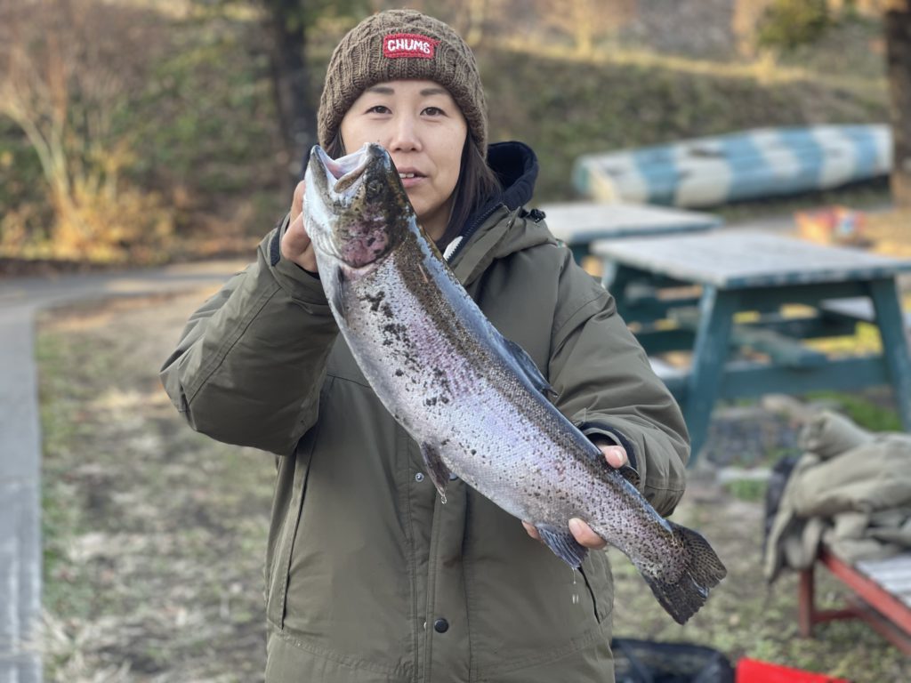 【頂鱒５４ｃｍ】全体
