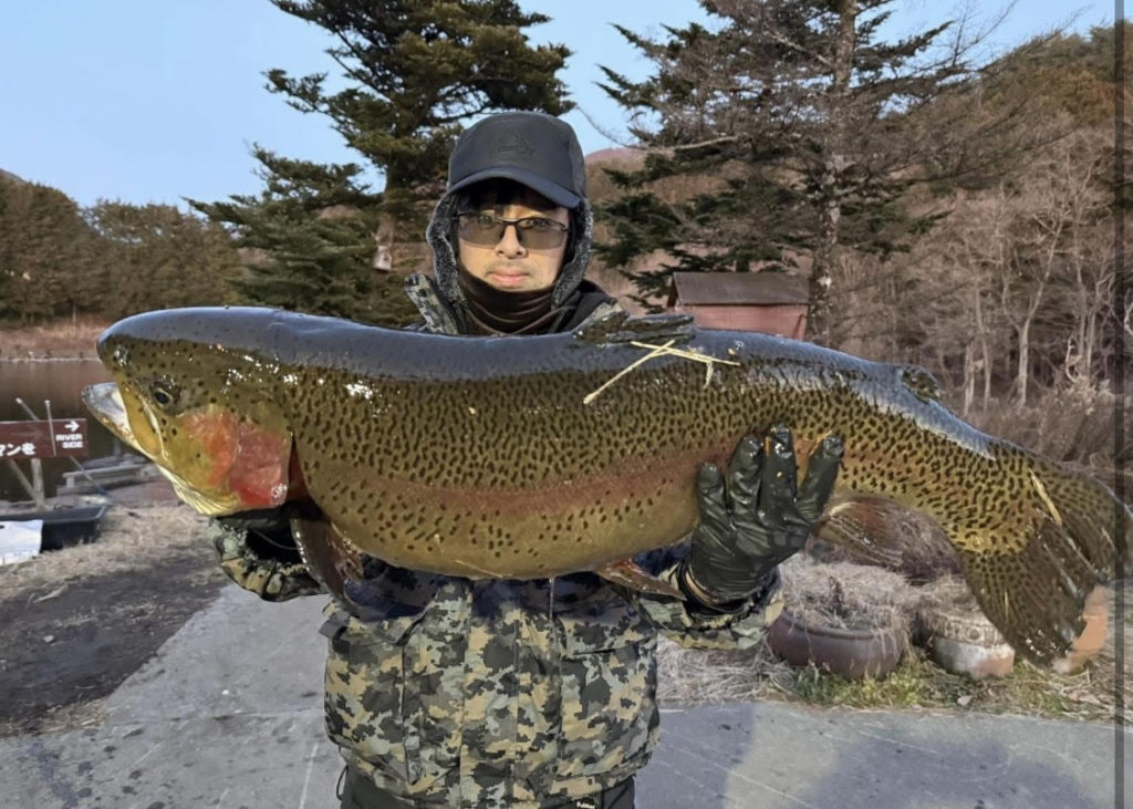 【頂鱒８５ｃｍ】全体