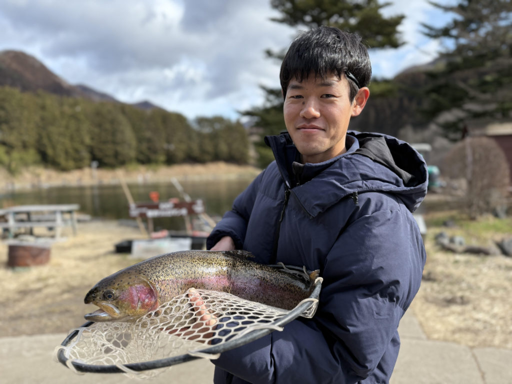 【頂鱒６３ｃｍ】全体