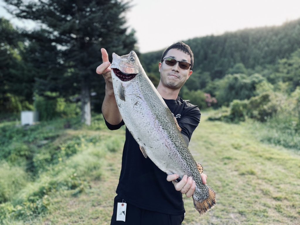 【頂鱒５６ｃｍ】全体