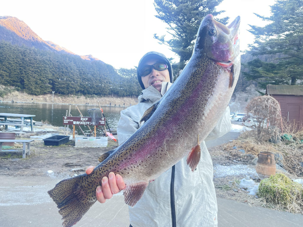 【頂鱒８０ｃｍ】全体