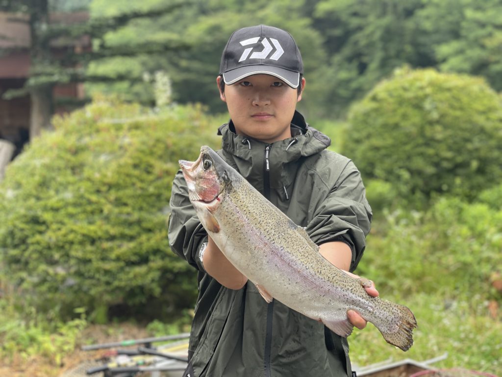 【頂鱒５２ｃｍ】全体