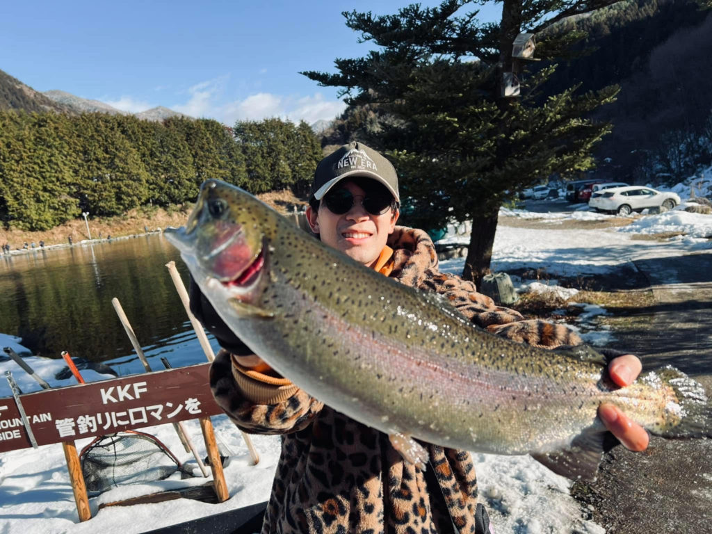 【頂鱒５０ｃｍ】全体