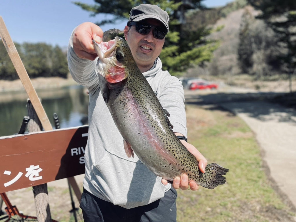 【頂鱒５３ｃｍ】全体