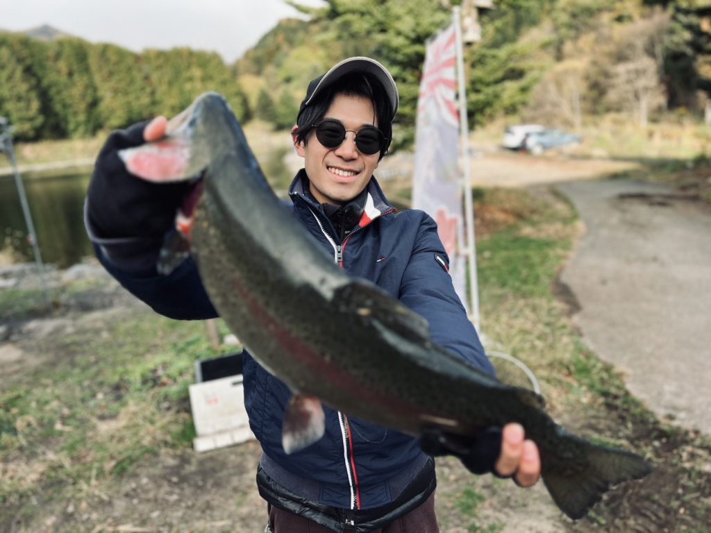 【頂鱒５５ｃｍ】全体