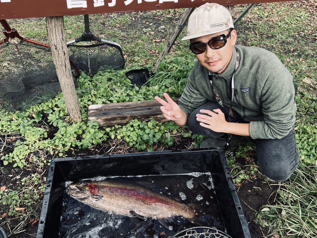 【頂鱒７７ｃｍ】全体