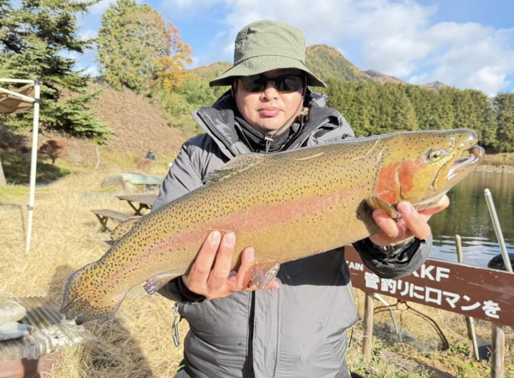 【頂鱒５８ｃｍ】全体