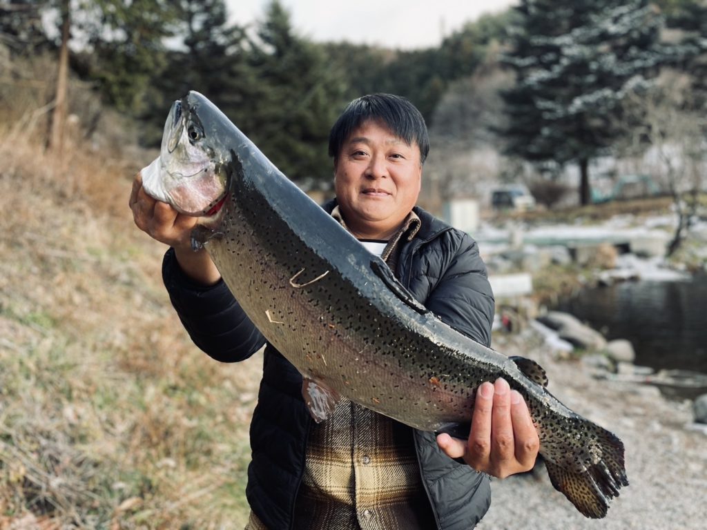 【頂鱒６１ｃｍ】全体