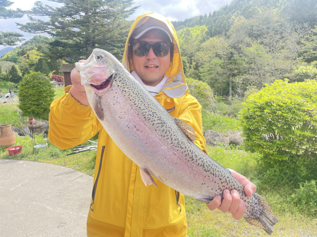 【頂鱒６０ｃｍ】全体